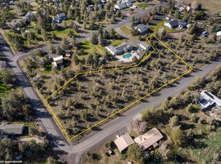 SW Roberta Dr, Madras, OR 97741