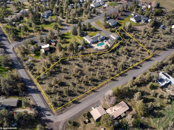 SW Roberta Dr, Madras, OR 97741