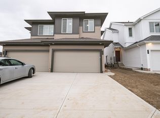 305 26th St NW, Edmonton, AB T5A3X8