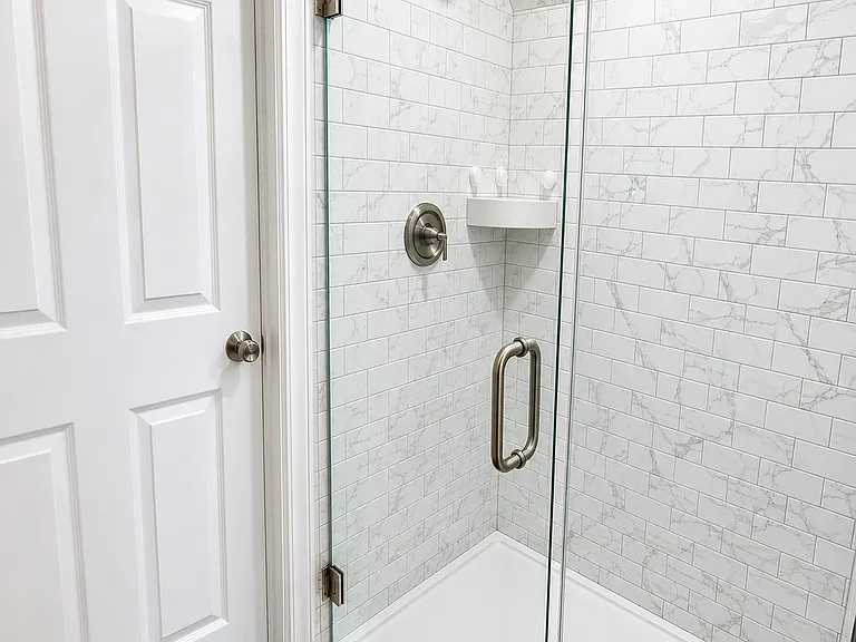 1721 N Artesian Ave #2 — Photo 8