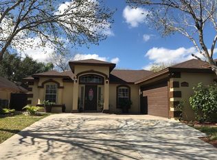 104 Broadcrest Dr, Laredo, TX 78045