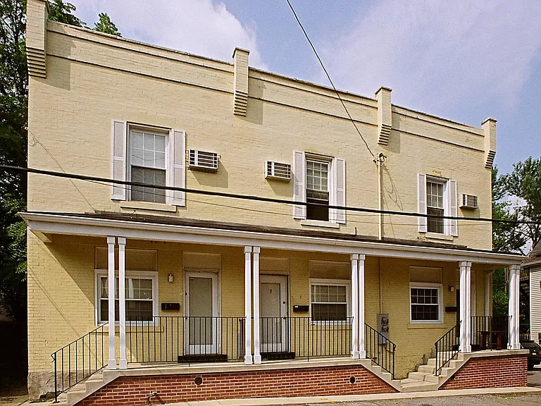 3 Rosary Way — Photo 1