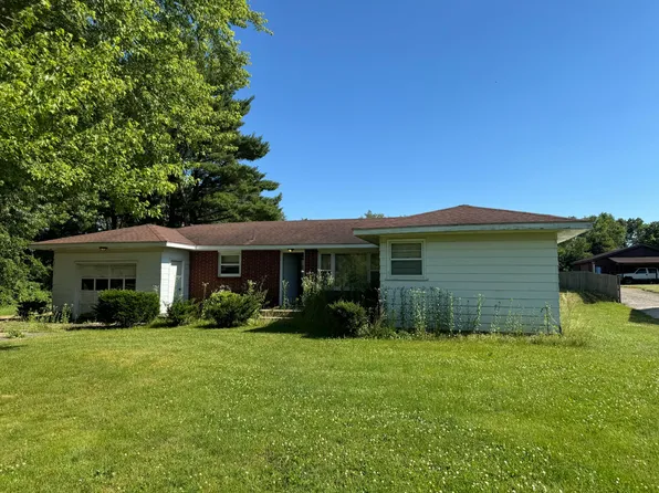 512 W 400 S, La Porte, IN 46350