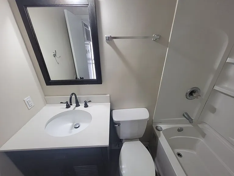 131 E Fisher Ave — Photo 5