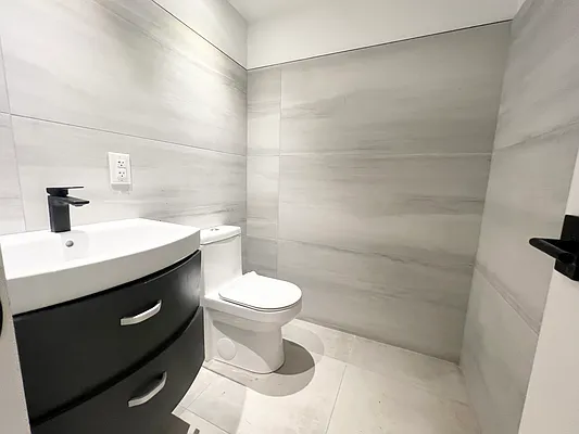 Rented by Pear NYC LLC | media 63