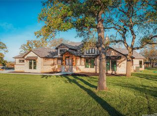 129 Hondo Rdg, La Vernia, TX 78121