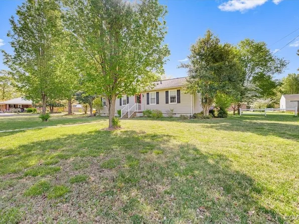 11417 Yorkdale Dr, North Prince George, VA 23860