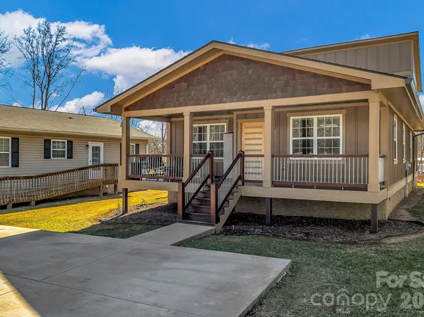 215 E Oakview Rd, Asheville, NC 28806