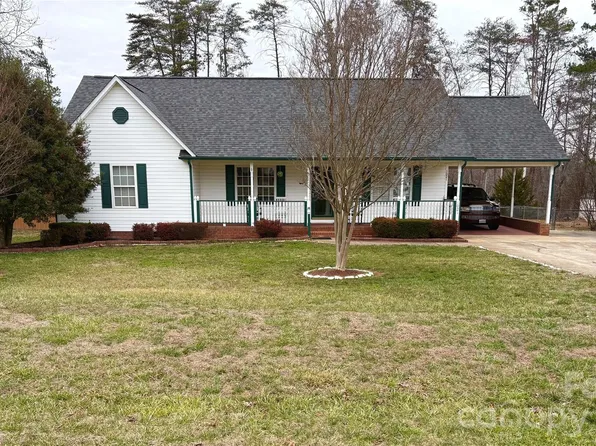 1021 Courtney Cove Ct, Gastonia, NC 28052