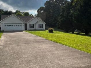 140 Juniper Dr, Ellijay, GA 30540