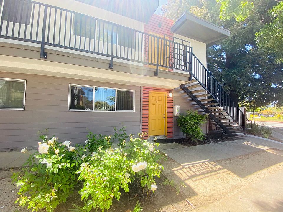 1st image of 25013-25021 Cypress Ave #3