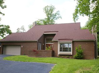 10605 Macarthur Blvd, Potomac, MD 20854