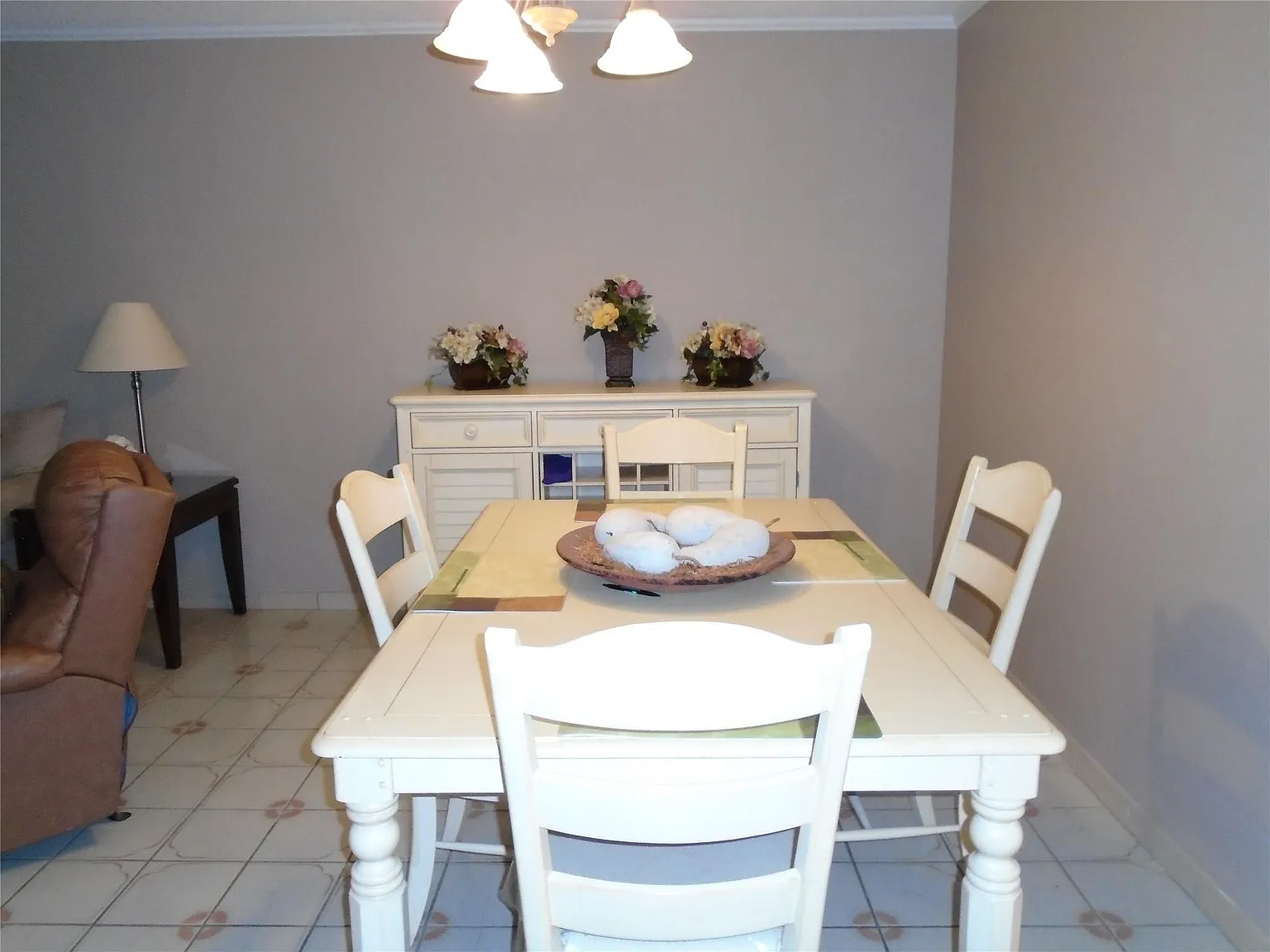 2 bed, 2.0 bath, 1056 sqft, $2,100 — Photo 4