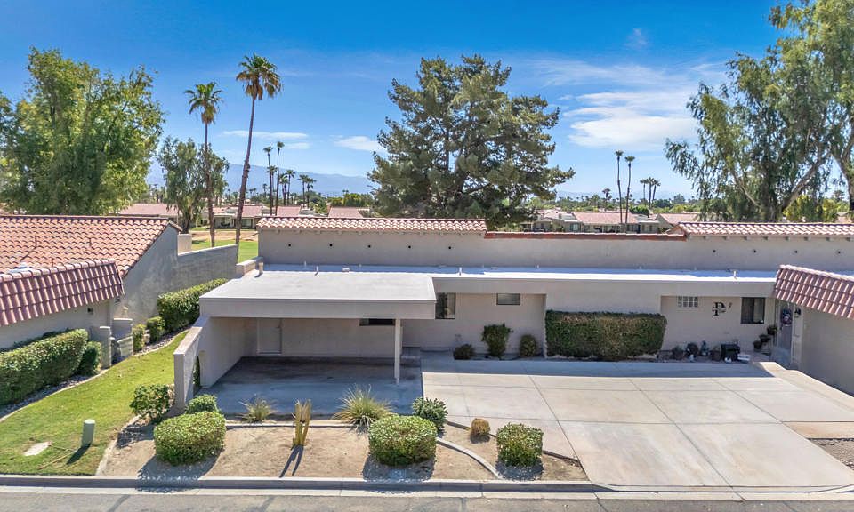 1st image of 40432 Bay Hill Way