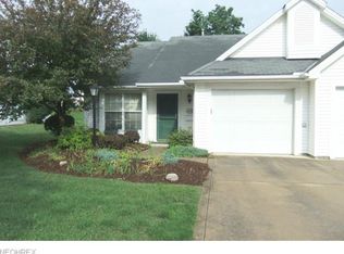 1098 Lake Meadow Ln, Brunswick, OH