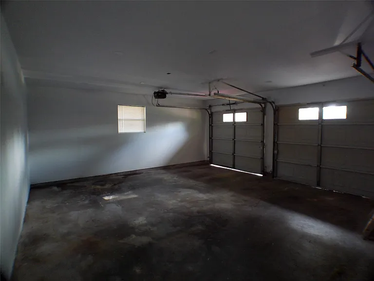601 Fresa Rd — Photo 31