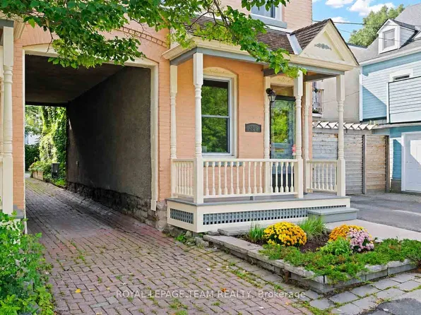236 Cathcart St, Ottawa, ON K1N 5C3
