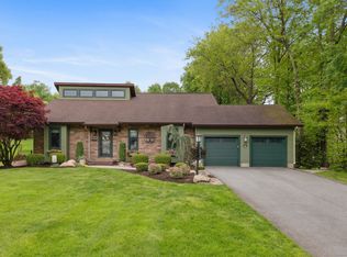 23 Blackhaw Dr, Cromwell, CT 06416