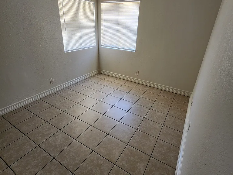 57 Barbados St — Photo 4