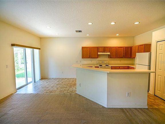 3rd image of 1186 Emerald Hill Way