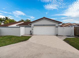 9111 SW 151 Avenue Rd, Miami, FL 33196