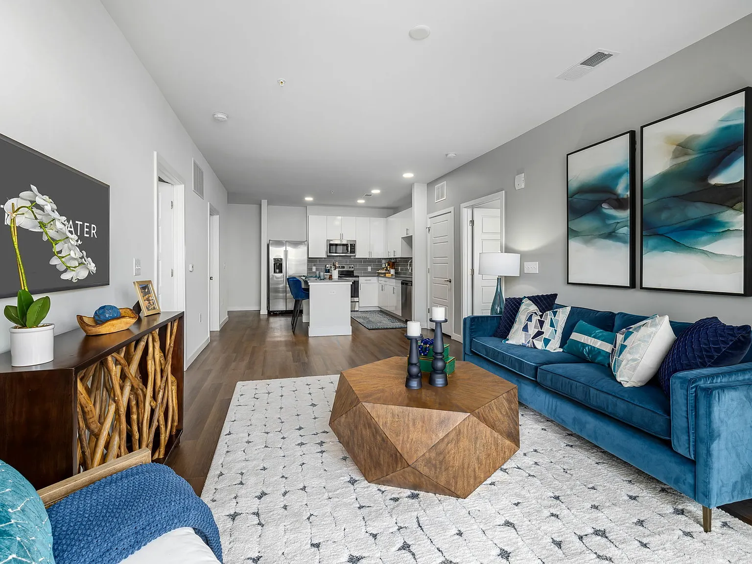 The Slater — Photo 3