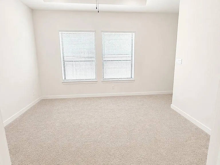 10602 William Park Dr — Photo 4