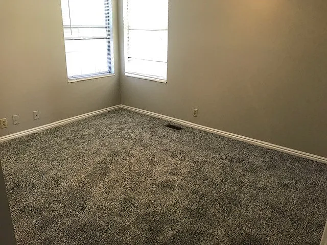 2149 E 2900 N — Photo 14