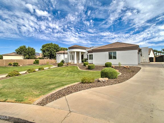 5th image of 21915 S REINA Drive