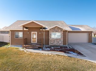 900 38th Ave NE, Great Falls, MT 59404