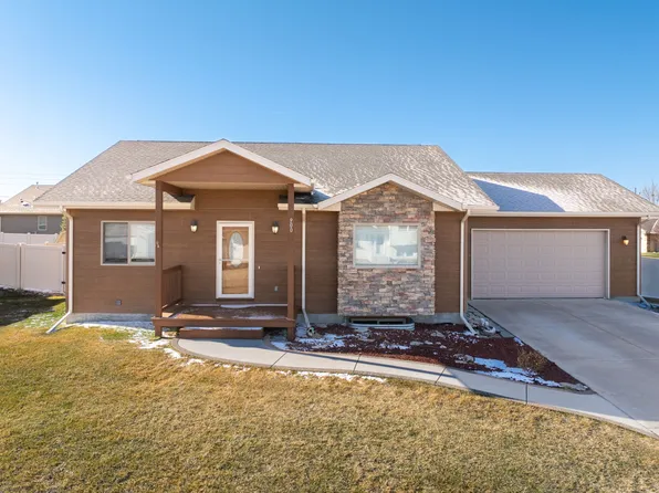 900 38th Ave NE, Great Falls, MT 59404