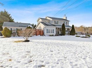 48 Locust Ave, East Moriches, NY 11940