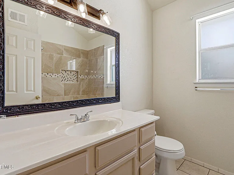 7765 Dianjou Dr — Photo 29