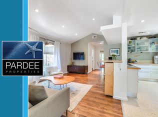 3742 Barry Ave, Los Angeles, CA 90066