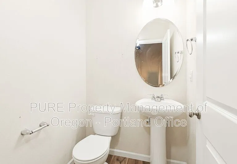 6714 NW 158th Ave — Photo 23