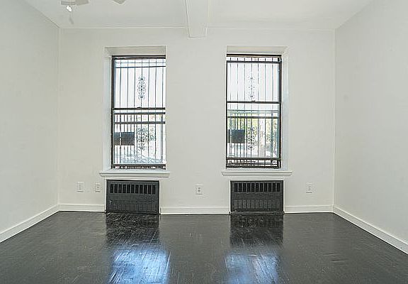 4th image of 2218 Dean St APT 1