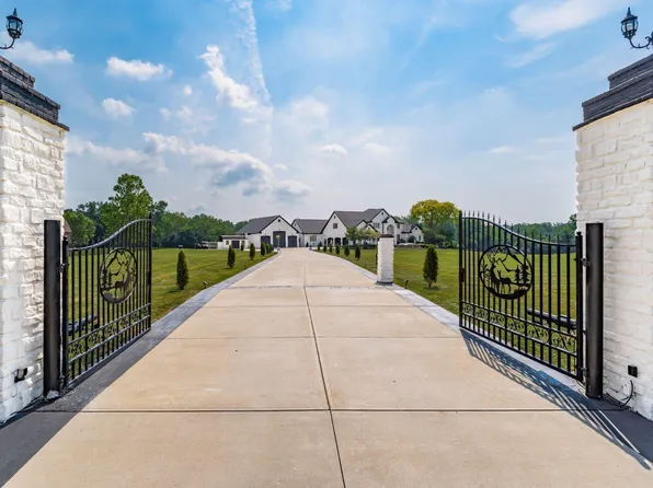 12100 Toll Gate Ct NW, Pickerington, OH 43147