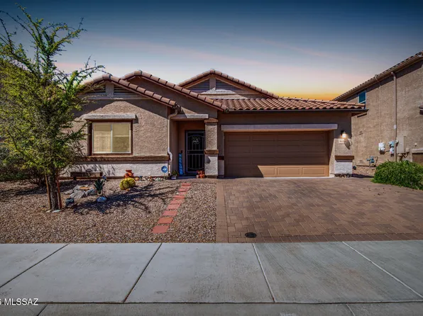 9016 W Hidden Saguaro Trl, Marana, AZ 85653