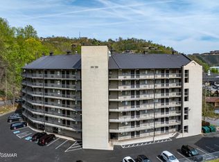 306 Baskins Creek Rd #305, Gatlinburg, TN 37738