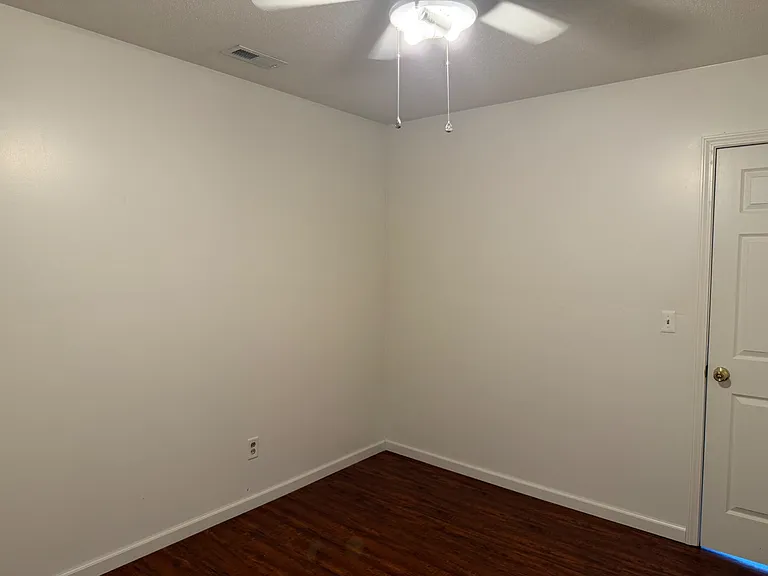 Unit Photo