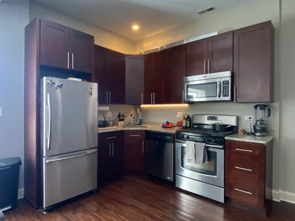 1312 N Claremont Ave #3, Chicago, IL 60622