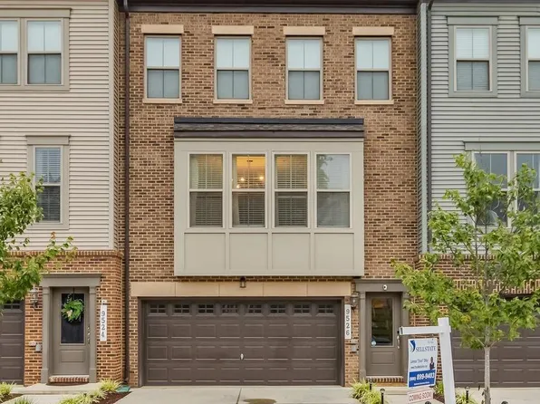 9526 Capital Ln, Upper Marlboro, MD 20774