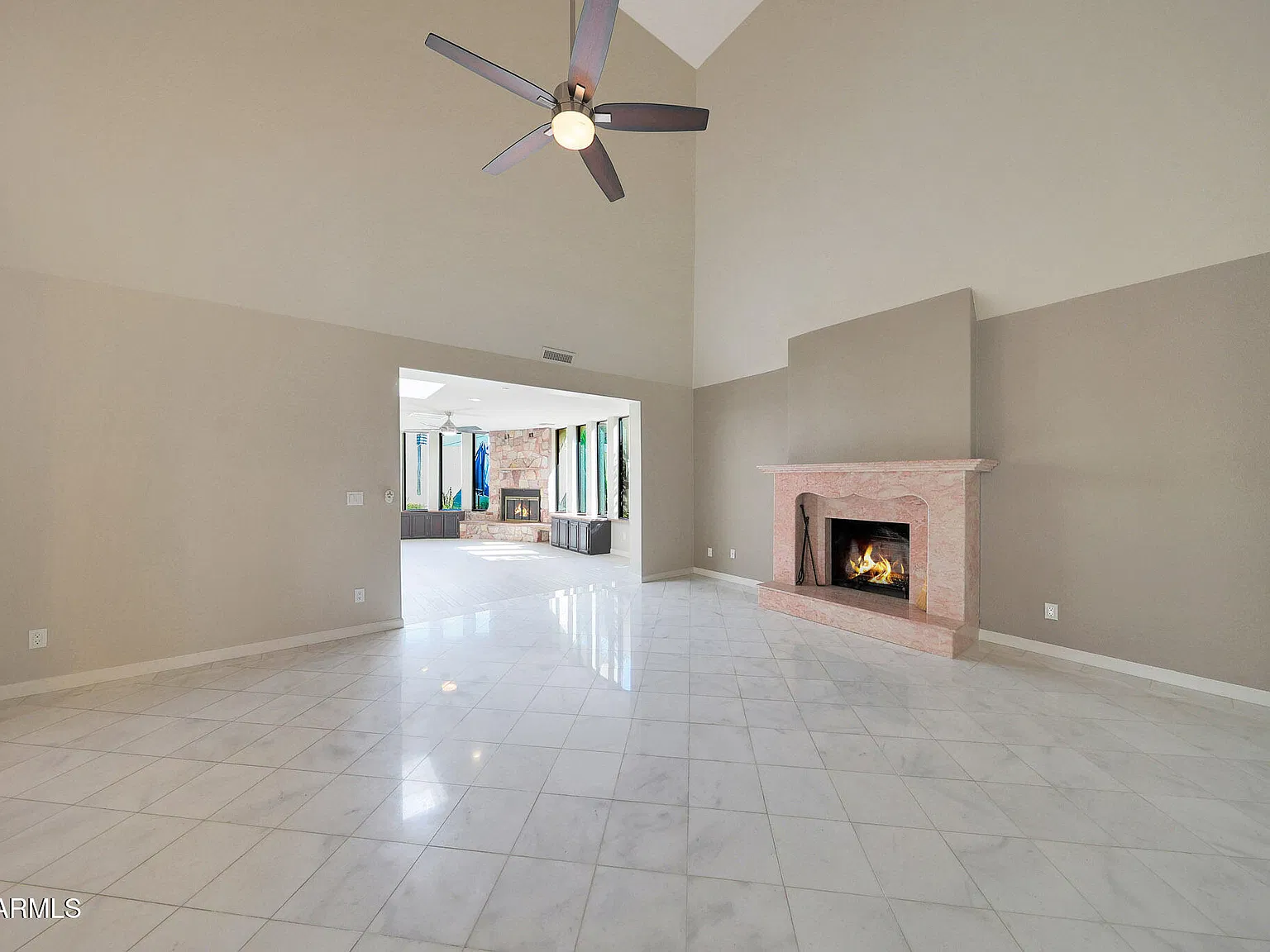 3 bed, 2.0 bath, 2135 sqft, $4,500 — Photo 2