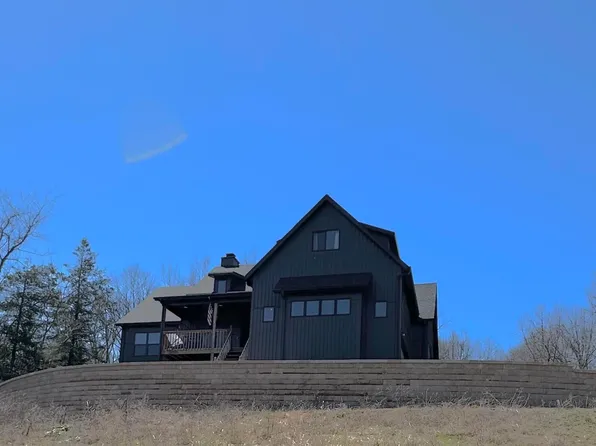 1926 Carob Road, Clever, MO 65631