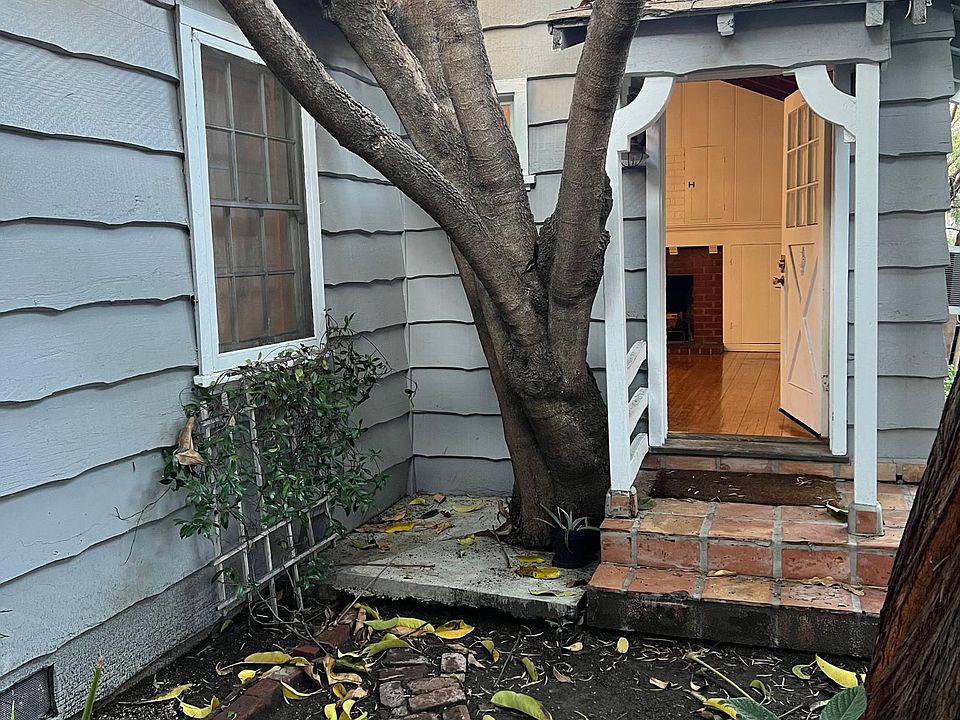 1st image of 655 Westmount Dr
