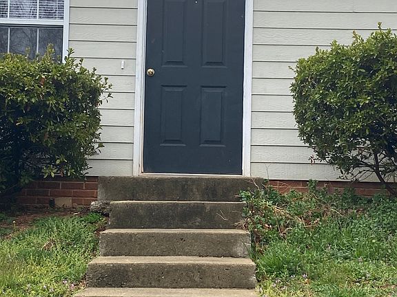 2nd image of 900 11th St #904