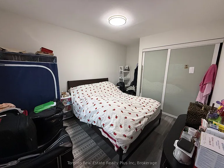 130 Ashurst Cres — Photo 10