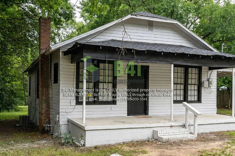 4 bed, 2.0 bath, 1300 sqft, $1,195 — Photo 4