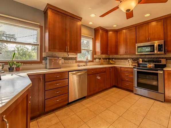 837 McCoy Park Rd, Fort Atkinson, WI 53538