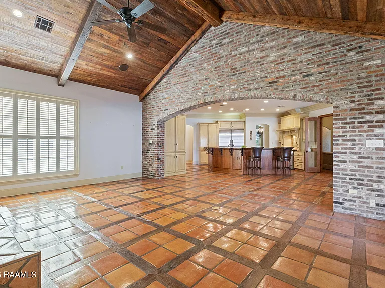 100 Stone Creek Cv — Photo 9